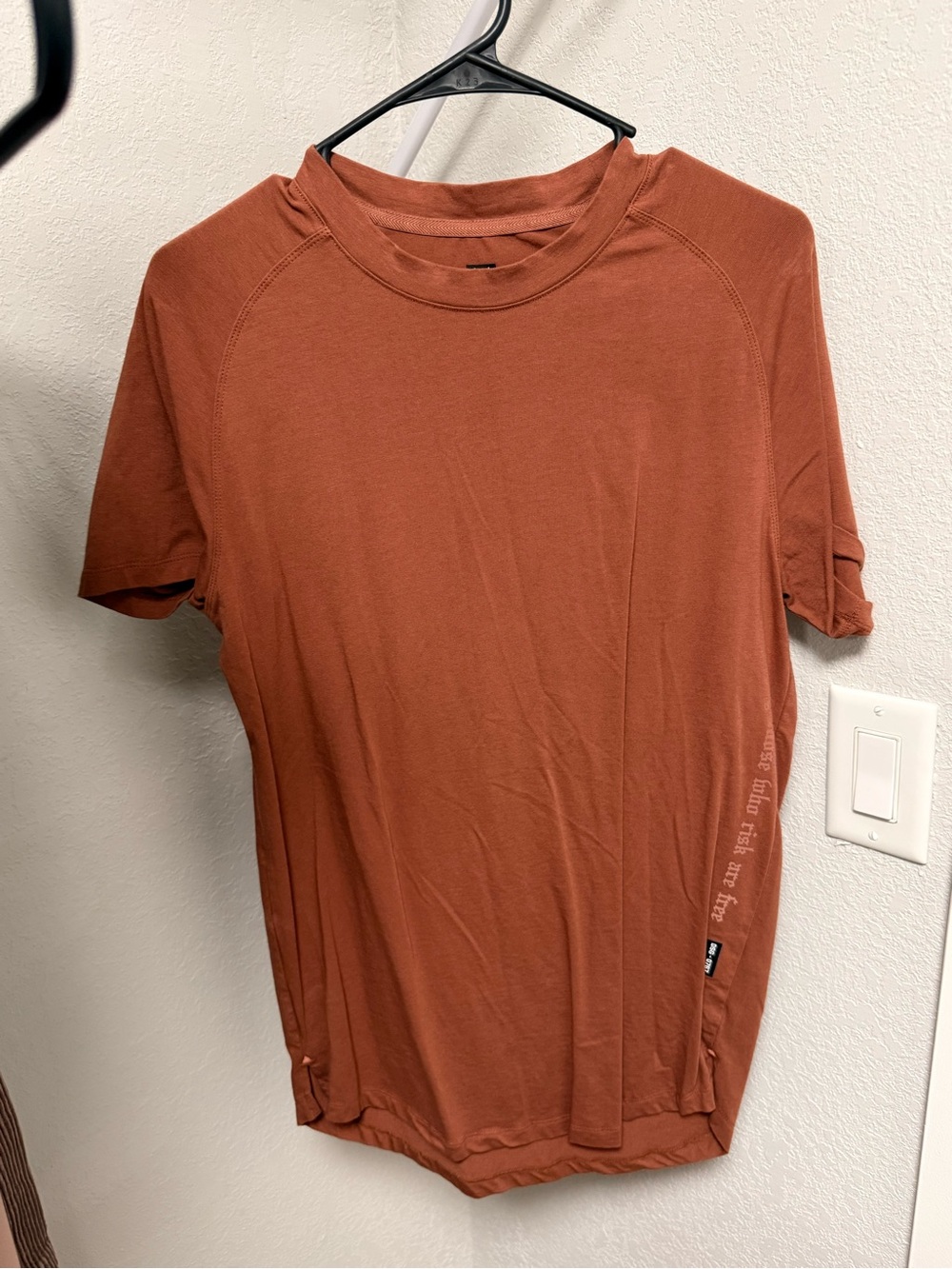 Men's ASRV Short-Sleeve Crewneck Shirt — Medium